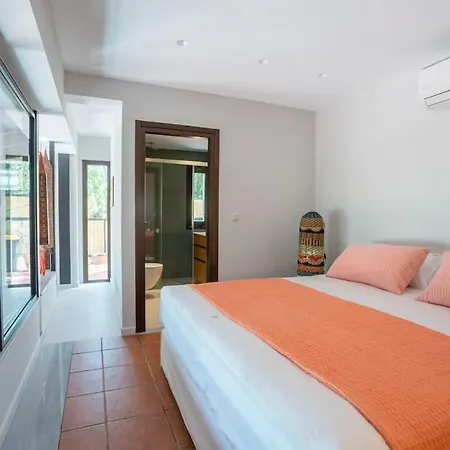 Sea And Sun Metaxy Mas, Brand-new, Beachfront ! *