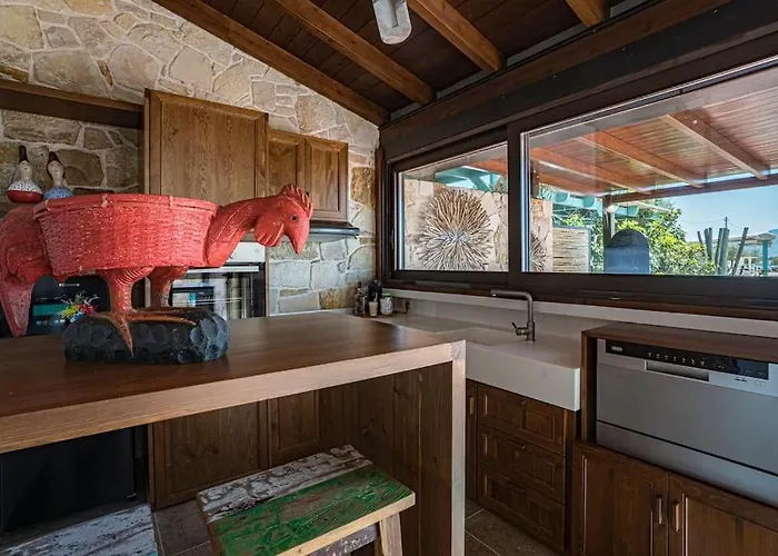 Sea And Sun Metaxy Mas, Brand-new, Beachfront ! 別荘