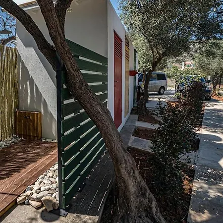 Sea And Sun Metaxy Mas, Brand-new, Beachfront ! Feriehus