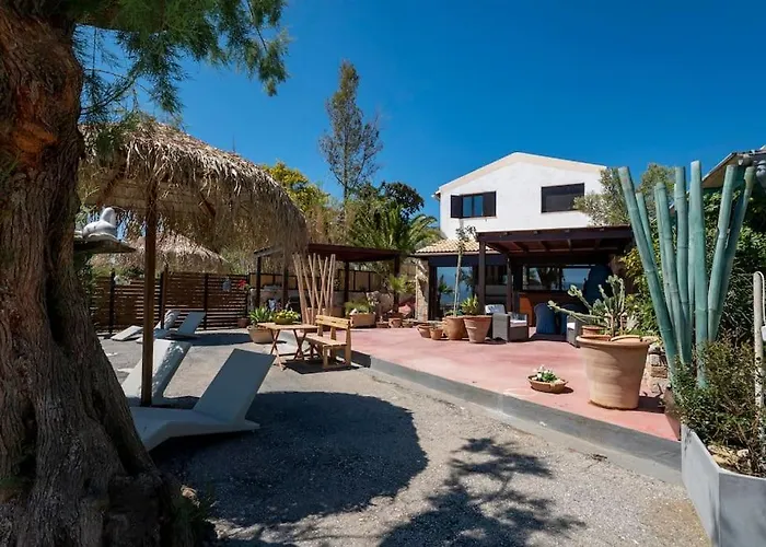 Σπίτι διακοπών Sea And Sun Metaxy Mas, Brand-new, Beachfront !